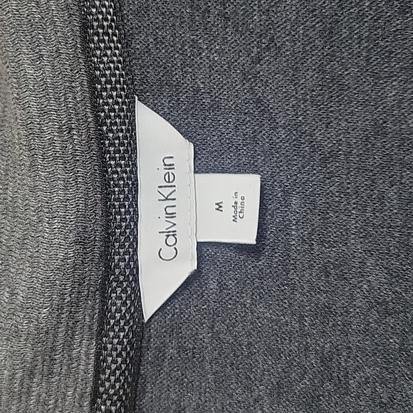 Calvin Klein Gray Color Block Long Sleeve Pull Over - Picture 2 of 8